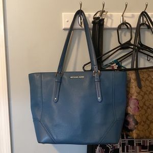Michael Kors Jet Set large tote, dark chambray